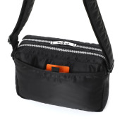 SLING BAG W zip 