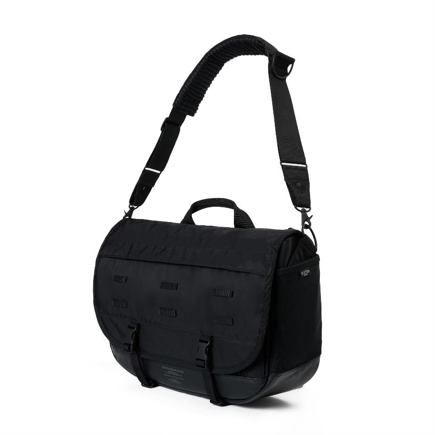 PORTER / MONOCHROME MESSENGER BAG | KURA CHIKA by PORTER HK - 官方